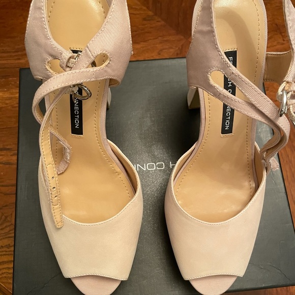 French Connection Nude Platform , size 10B with dust storage bag - Picture 7 of 9